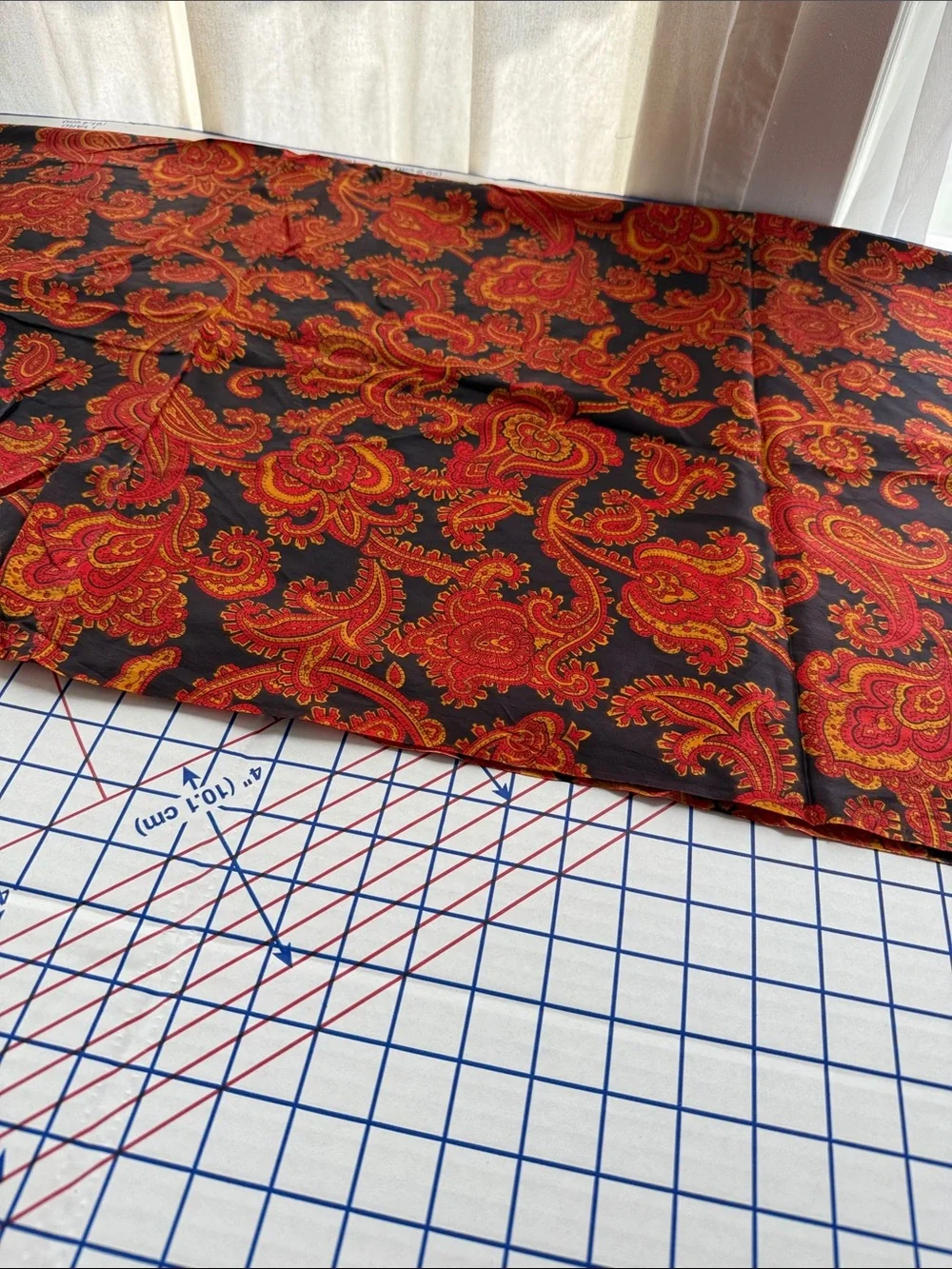 Vintage 1970s Paisley Dress Fabric 1.5 Yards x 42” Red Gold Black Lightweight